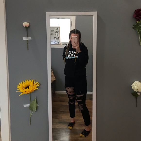 American Eagle Jeans! - Picture 3 of 6